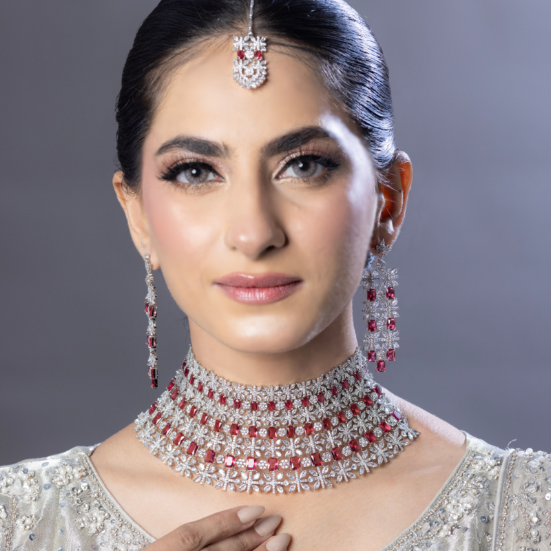 Wedded Glow Bridal Set