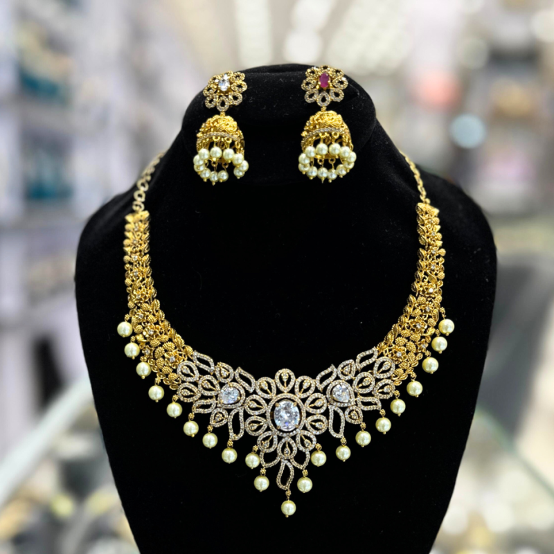 South Indian Bridal Set with Changeable Centre Stones